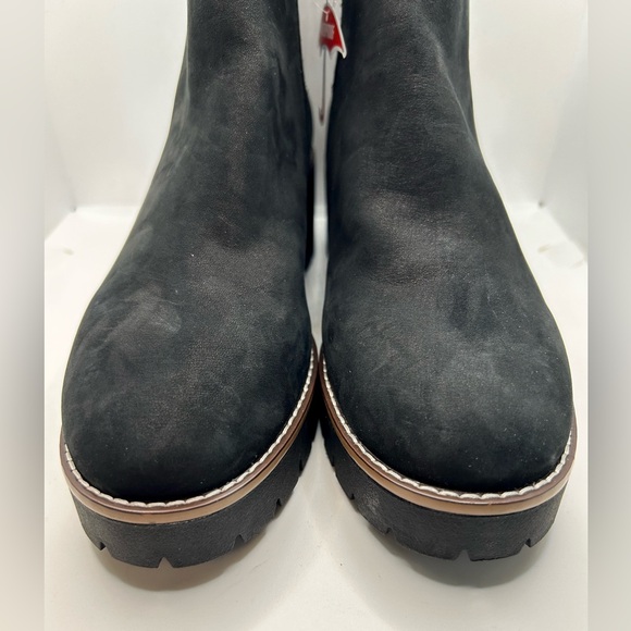 NWT Blondo Dakota Waterproof Ankle Boot. Color: Black Nubuck Size: 7.5 - Picture 8 of 12